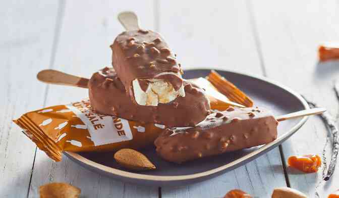 4 BEST VAN/AMANDE/CARAMEL